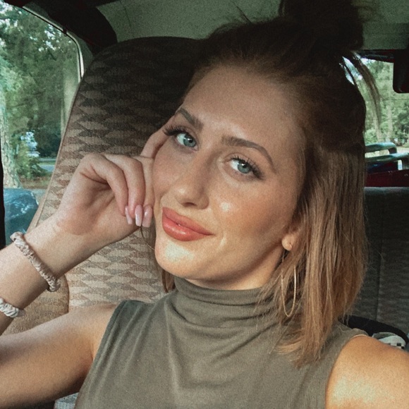 Meet your Posher, Logan - Picture 1 of 1